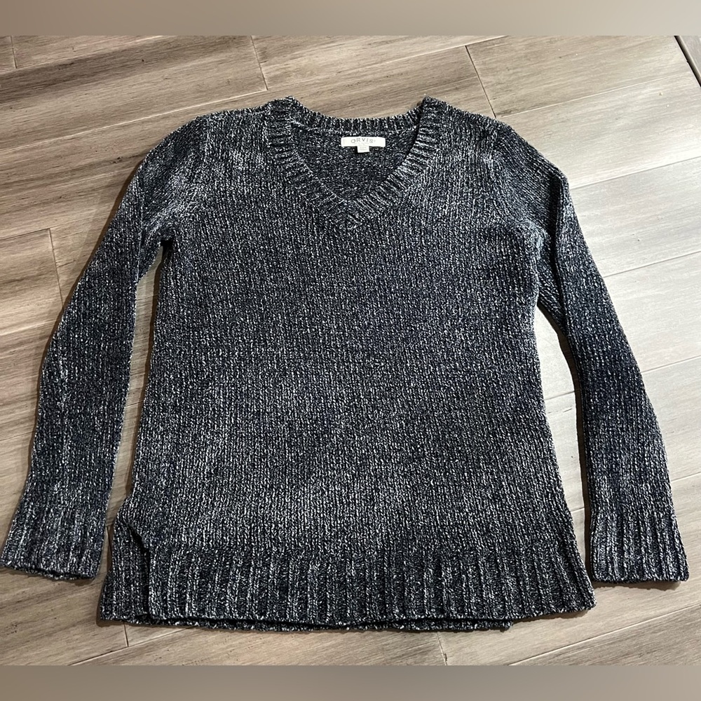 Orvis Sweater‎